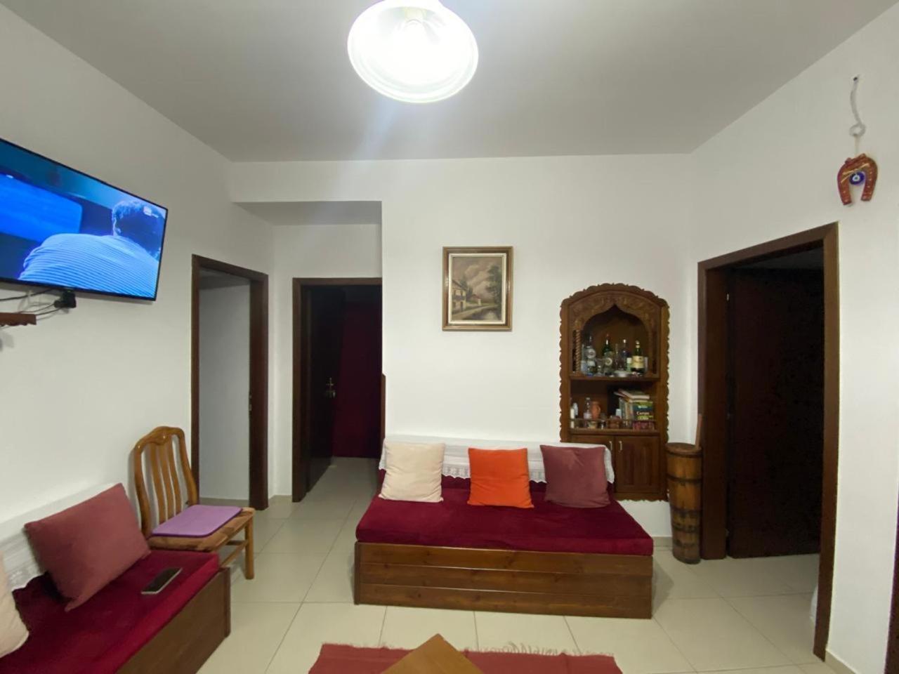 Cico Hostel &Private Room Gjirokastra Kültér fotó