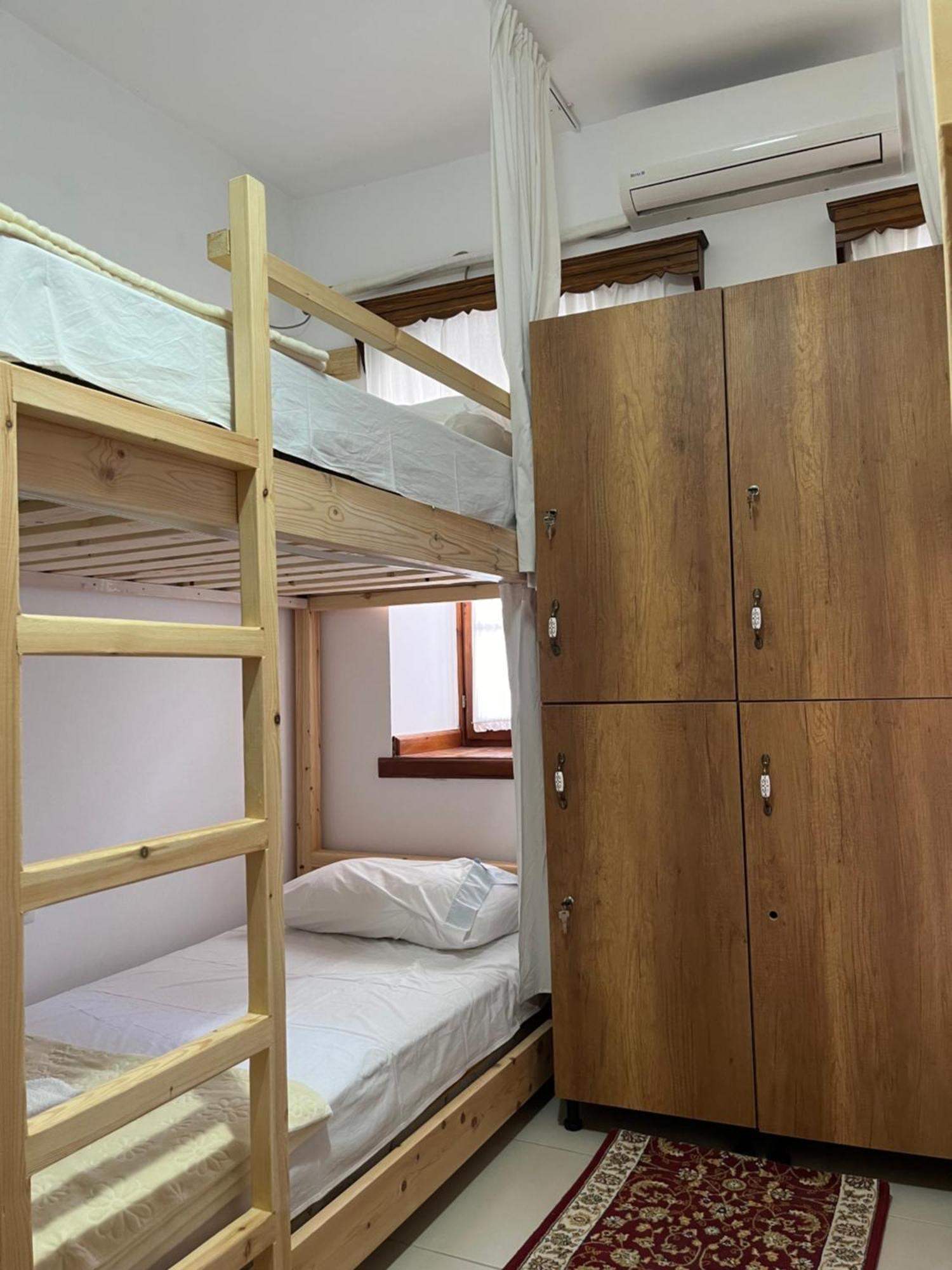 Cico Hostel &Private Room Gjirokastra Kültér fotó